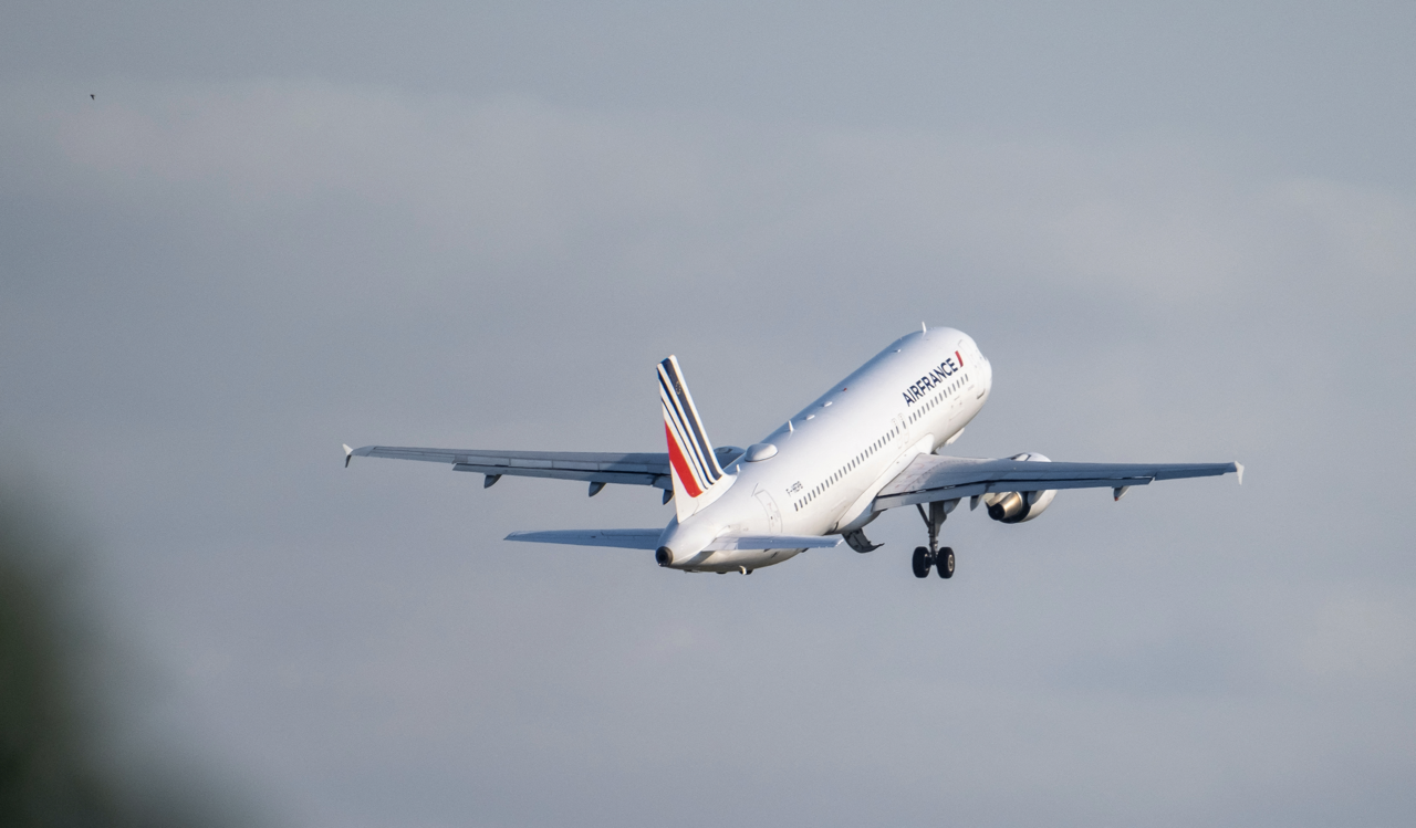 Air France relance ses vols depuis Paris vers le Golfe et le Liban, mais pas Tel-Aviv