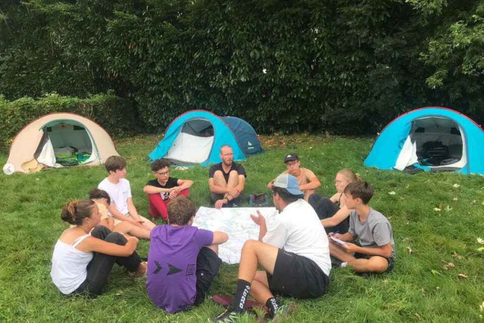 C'est l'occasion pour les jeunes de se faire des amis près de chez eux.