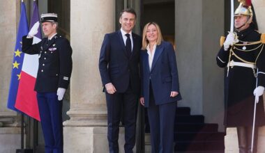 Le Premier ministre polonais Donald Tusk, Emmanuel Macron, le Premier ministre britannique Keir Starmer et le chancelier allemand Friedrich Merz à Tirana, le 16 mai 2025