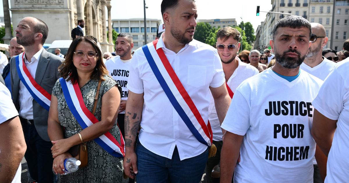 chahuté à la marche blanche, Sébastien Delogu contraint de retirer son écharpe tricolore
