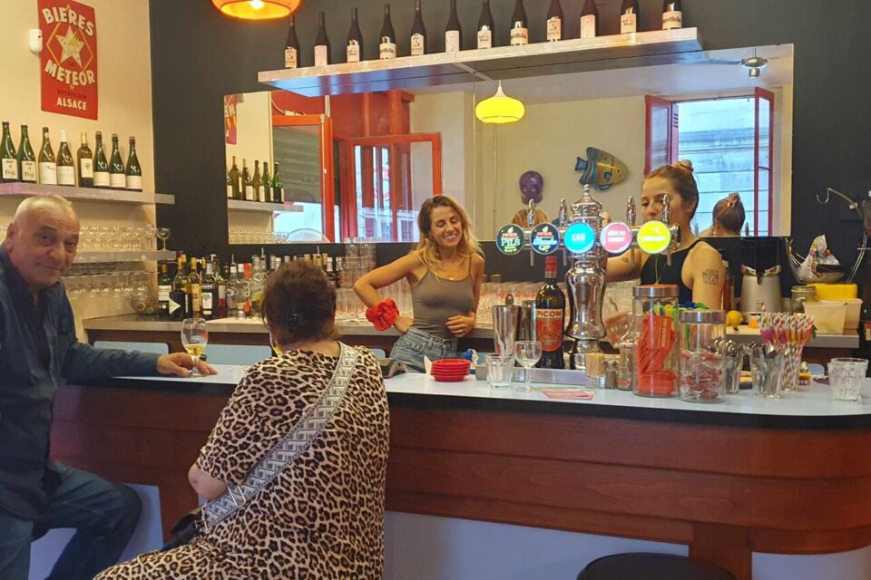 Emma Labrousse et Pauline Broustet sont les gérantes du bar Sauvageau.