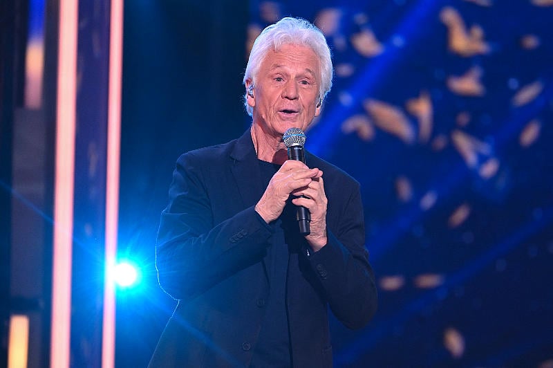 Gérard Lenorman : à quoi ressemble sa splendide maison avec piscine située dans un joyau de la Côte-d'Azur ?