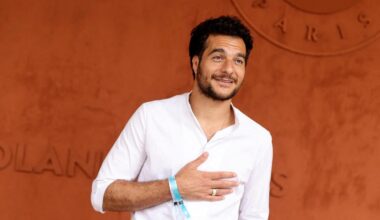 Amir bloqué en Israël : le chanteur a trouvé le subterfuge pour retrouver sa famille en France