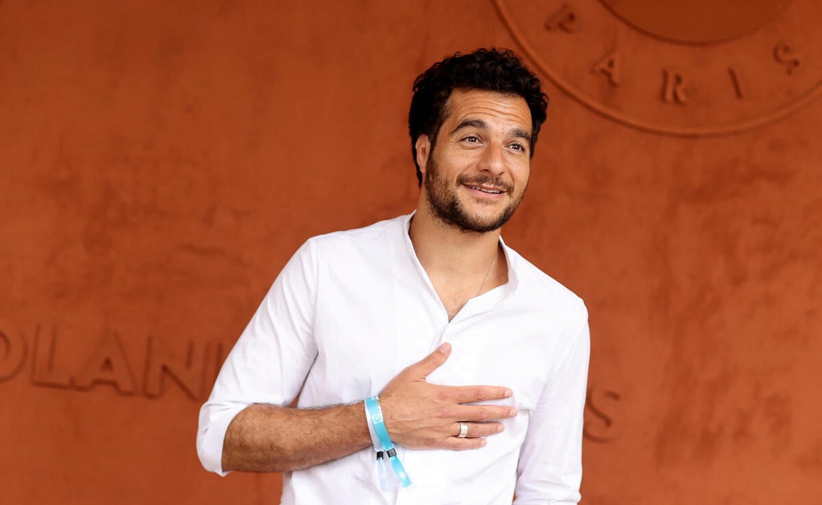 Amir bloqué en Israël : le chanteur a trouvé le subterfuge pour retrouver sa famille en France