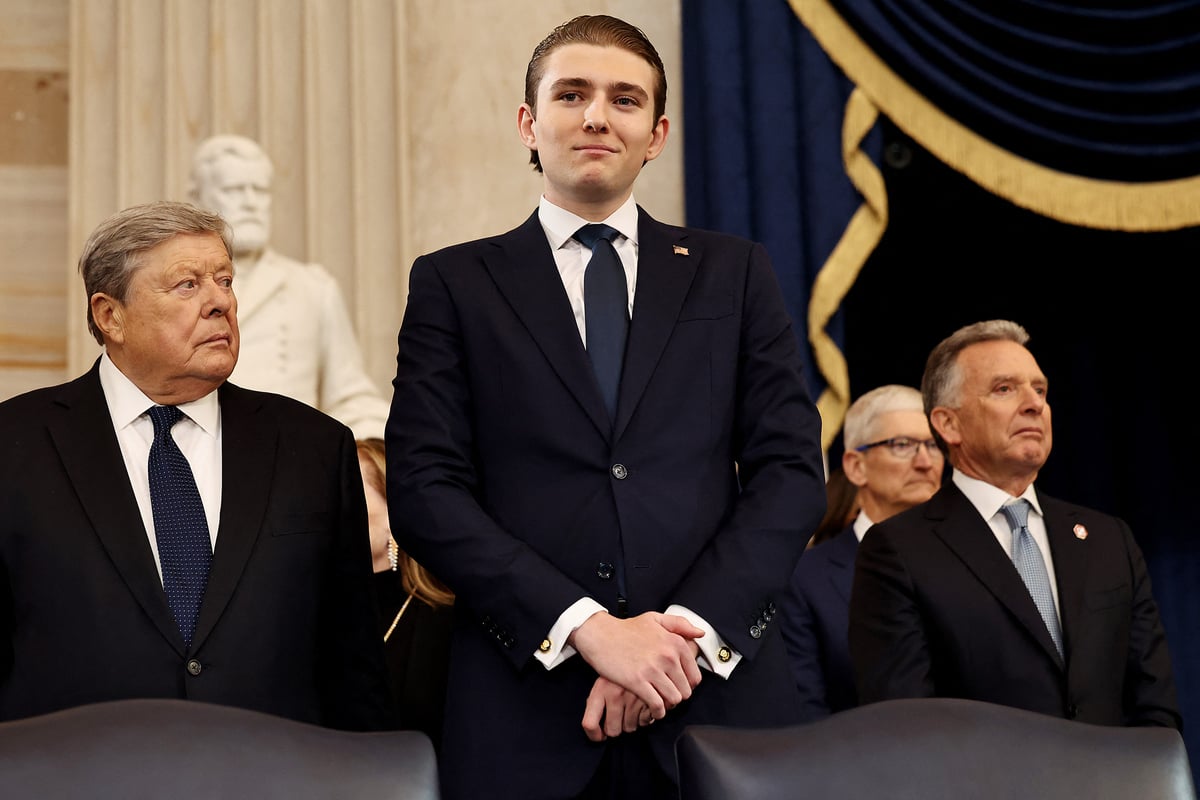 “Classé X !” : Barron Trump en couple et ils ne sont pas que deux dans la relation