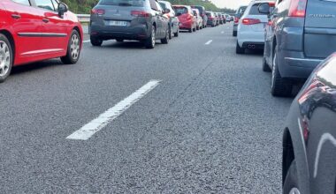 Près de Rouen, des bouchons monstres après un accident entre un motard et un automobiliste