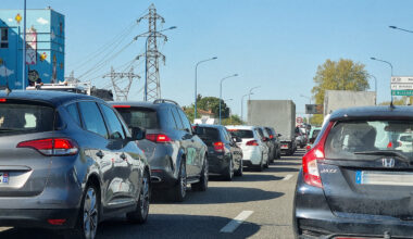 près de 400 kilomètres de bouchons sur les routes