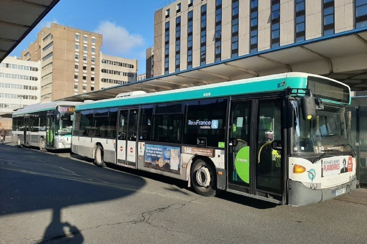 soupçonné d'avoir tenter d'enlever une fillette de 5 ans dans un bus RATP, le suspect disculpé