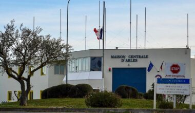 à la prison d’Arles, l’un des chefs présumés de la DZ Mafia collectionne les téléphones