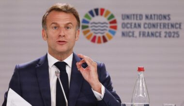 Emmanuel Macron appelle à la «mobilisation» pour sauver des océans «en ébullition»