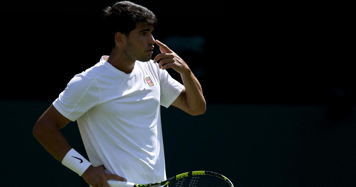 EN DIRECT - Wimbledon : Royer qualifié après l’abandon de Tsitsipas, Alcaraz a breaké dans le 2e set
