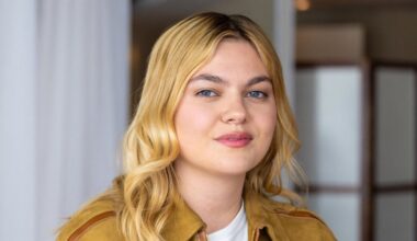 Louane fait des confidences sur sa relation avec sa fille Esmée