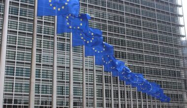 UE