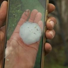 Des grêlons impressionnants ont touché la Gironde le 13 juin 2025.