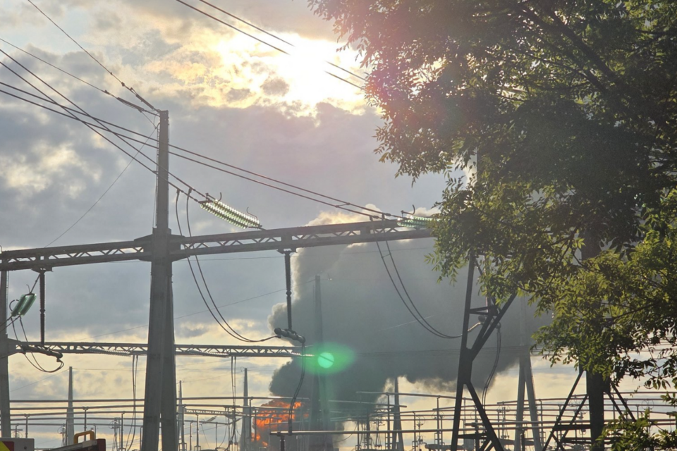 L'incendie est visible de loin dans le bassin lyonnais.