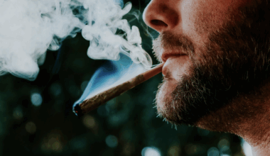 surveillé puis arrêté, un homme pris en pleine vente de drogue