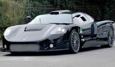 Carlo Chiti Stradale 90 : un moteur V8 hybride Alfa Romeo et un look de Maserati MC12 !