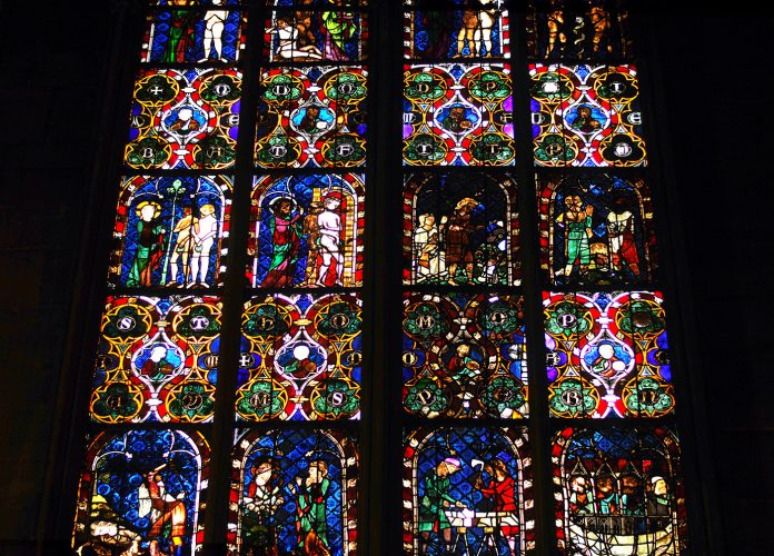 Cathédrale (12) vitrail
