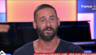 Guillaume Labbé, surpris par un message de sa soeur Constance dans C à vous, explique pourquoi il ne joue pas au cinéma avec elle