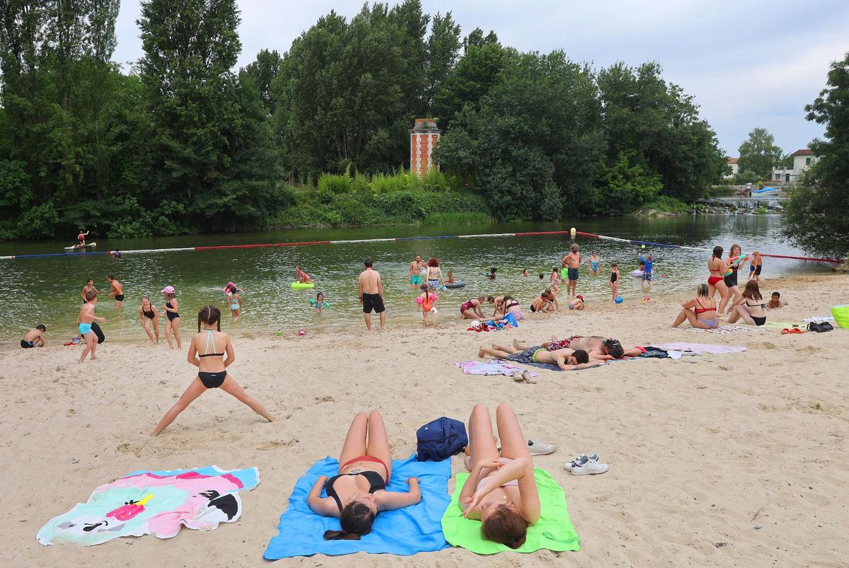 « On constate une dégradation de la qualité de l’eau à cet endroit-là » : au Bain-des-Dames, à Châteauneuf, la qualité de l’eau juste suffisante