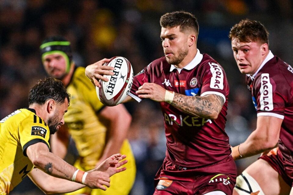Matthieu Jalibert a été lancé à l'UBB à l'âge de 18 ans et quelques mois plus tard avec le XV de France par Jacques Brunel 