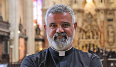 le curé de la cathédrale Saint-Étienne tire sa révérence, son successeur désigné