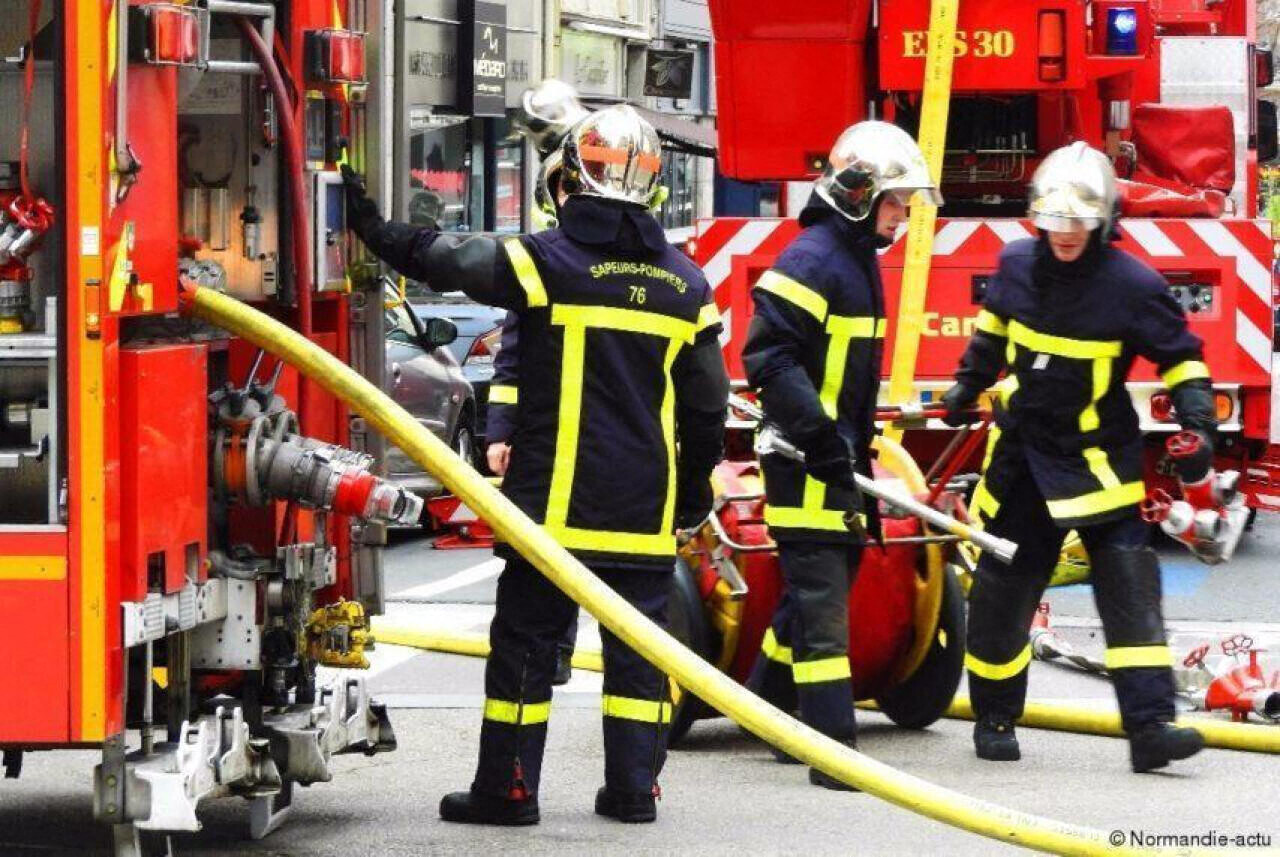 Les pompiers mobilisés pour un incendie dans un appartement près de Rouen