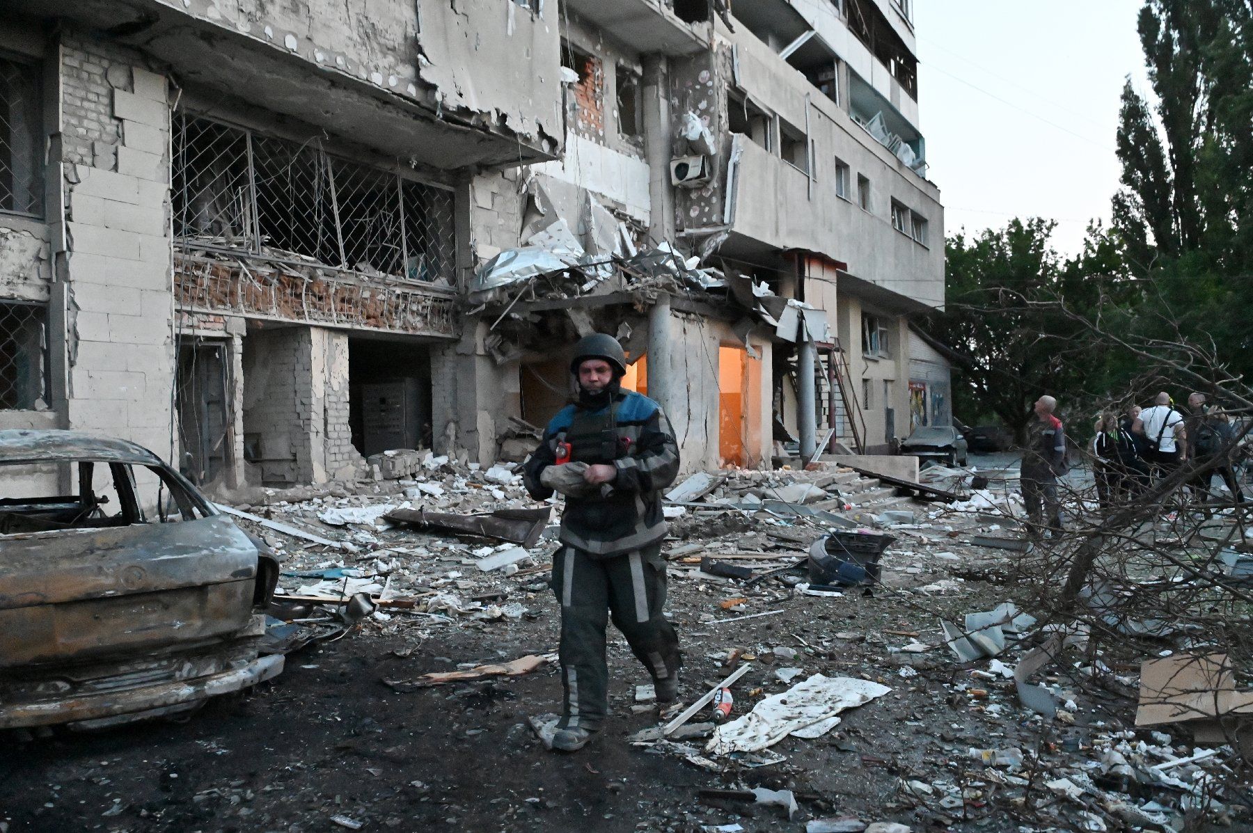 Après des frappes russes à Khakiv (nord-est de l'Ukraine), le 12 juin 2025