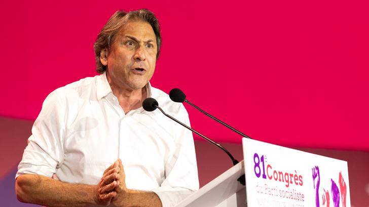 La saillie de Guedj (ici à la tribune à Nancy le 14 juin) contre Mélenchon au congrès PS résume les difficultés des socialistes