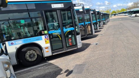 Des bus au dépôt de la rue Marcel-Brot.  Photo Alain Thiesse