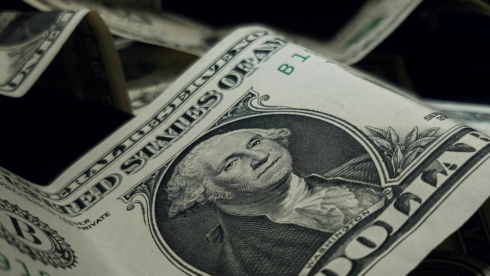 La signature du "Genius Act" pourrait tout changer pour les cryptomonnaies aux USA