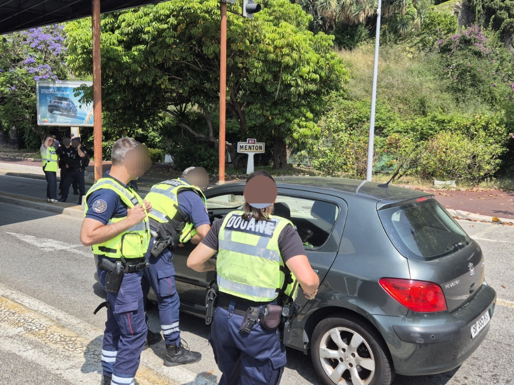 à Nice, les douaniers tombent sur du lourd