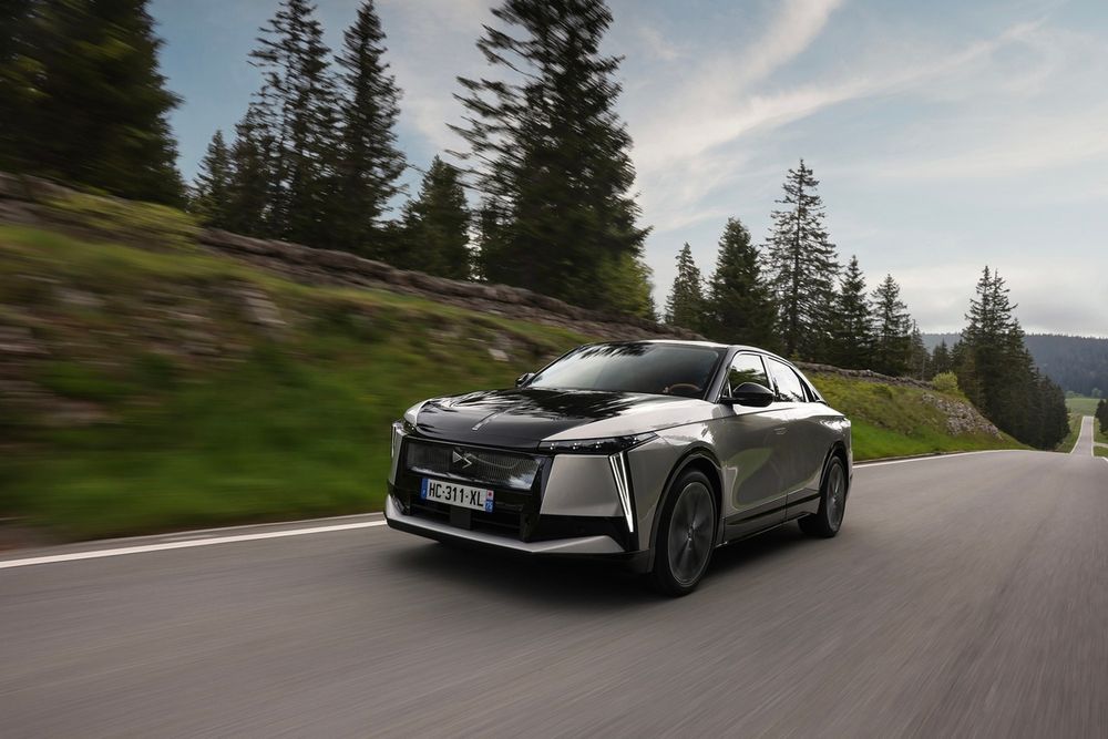 N°8, le SUV coupé électrique de DS.