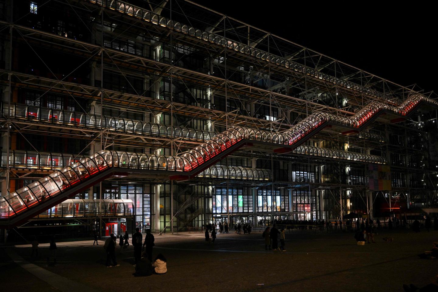 Pourquoi le Centre Pompidou, pas même quinquagénaire, doit fermer pour cinq ans