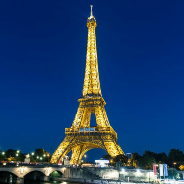 Paris accueille une Semaine masculine excitante avec les débuts de Jonathan Anderson chez Dior