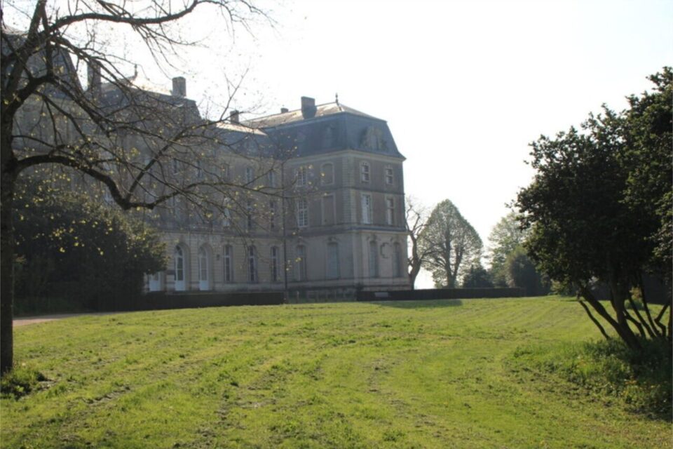 Le parc du château est interdit au public jusqu’à ce jeudi 26 juin 2025.