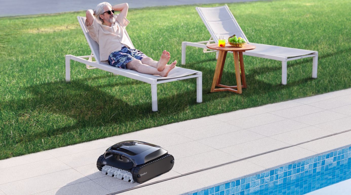 Robot au repos avec un utilisateur détendu