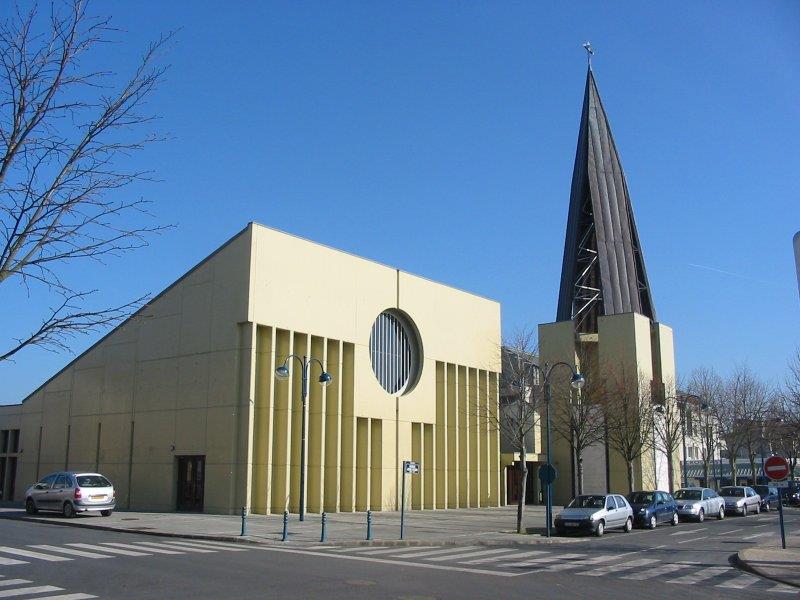 L'église Sainte-Claire de Vauréal rénovée
