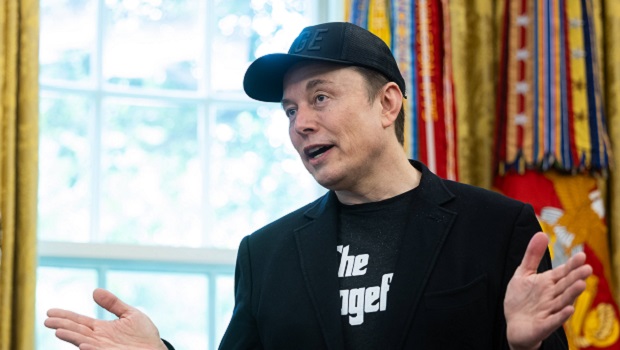 États-Unis : après des tensions, Elon Musk et Donald Trump semblent apaiser le jeu - LINFO.re