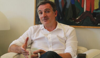 Interview. Grenoble. Eric Piolle dit ce qu'il pense de Mélenchon et Hollande pour la présidentielle 2027