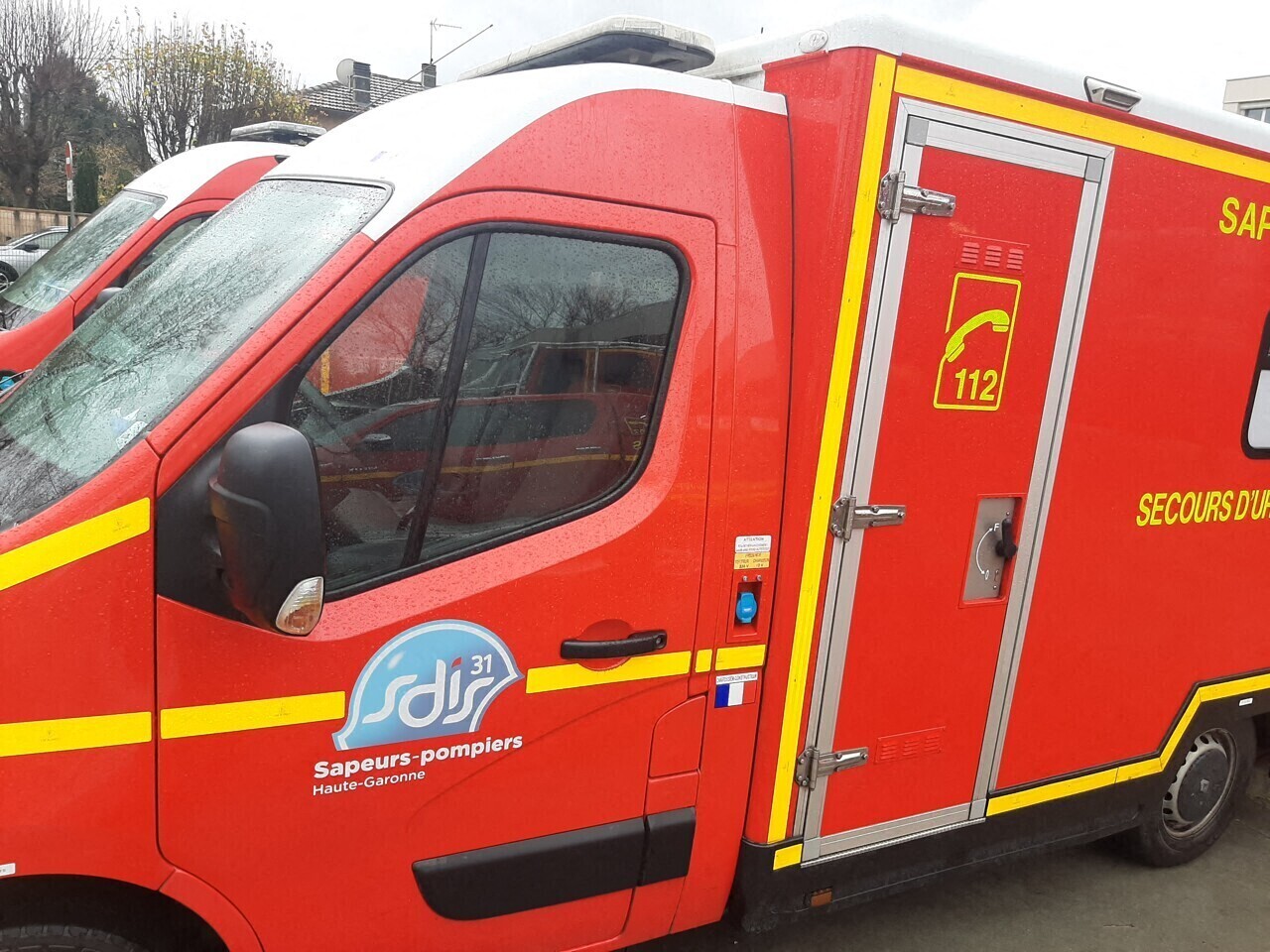 Un fourgon de pompiers percuté par un véhicule près de Toulouse alors qu'il transfère la victime d'un malaise