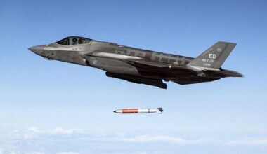 Le Royaume-Uni envisagerait de se doter à nouveau d'une composante nucléaire aéroportée