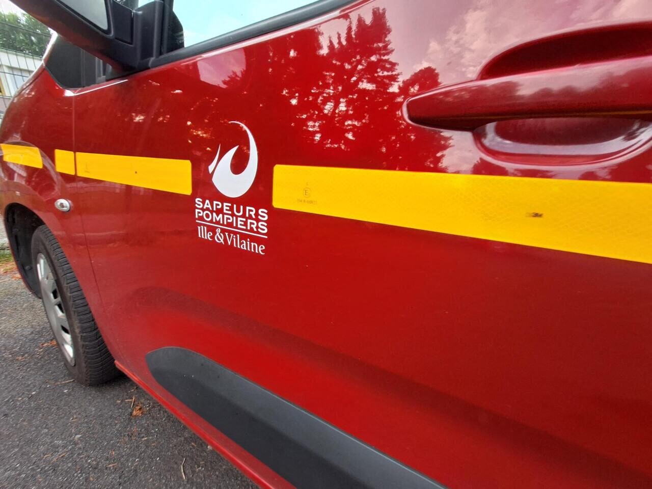 les pompiers ont un accident en rendant sur une intervention