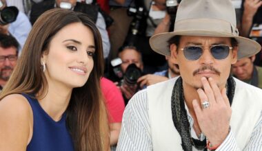 Le selfie de Penélope Cruz et Johnny Depp, deux touristes dans un musée de Madrid
