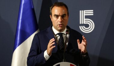Des entreprises françaises vont produire des drones en Ukraine, annonce Sébastien Lecornu
