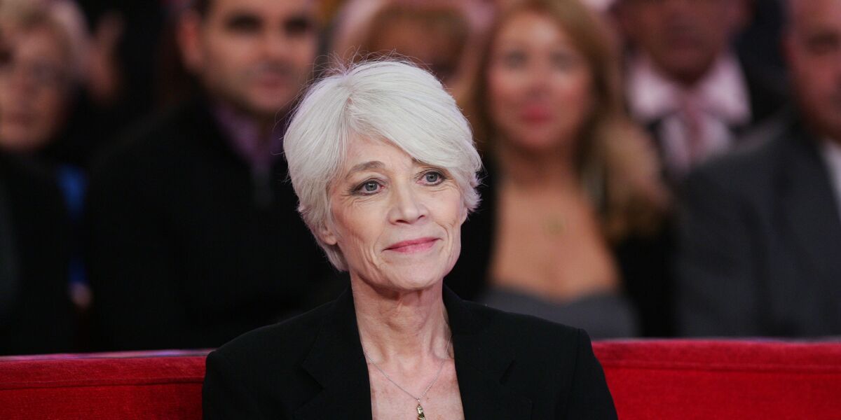 Un an après sa mort, Thomas Dutronc explique pourquoi sa mère n'a toujours pas de tombe