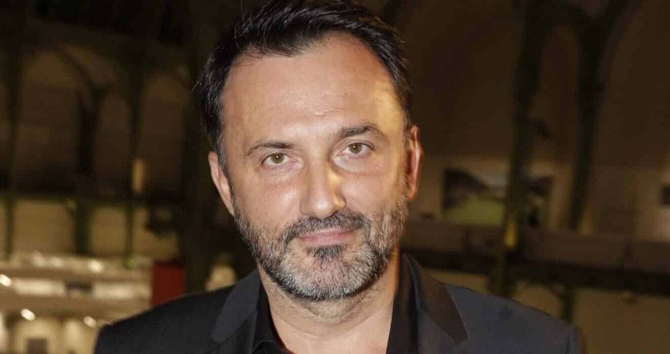 Frédéric Lopez confronté à la pire situation : l’animateur victime de brouteurs
