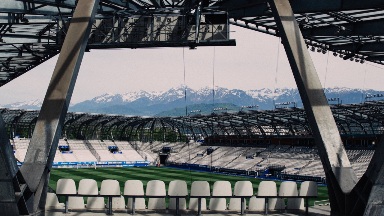 le GF38 et le FCG perdent le bras de fer avec la Métropole concernant la gestion du stade des Alpes