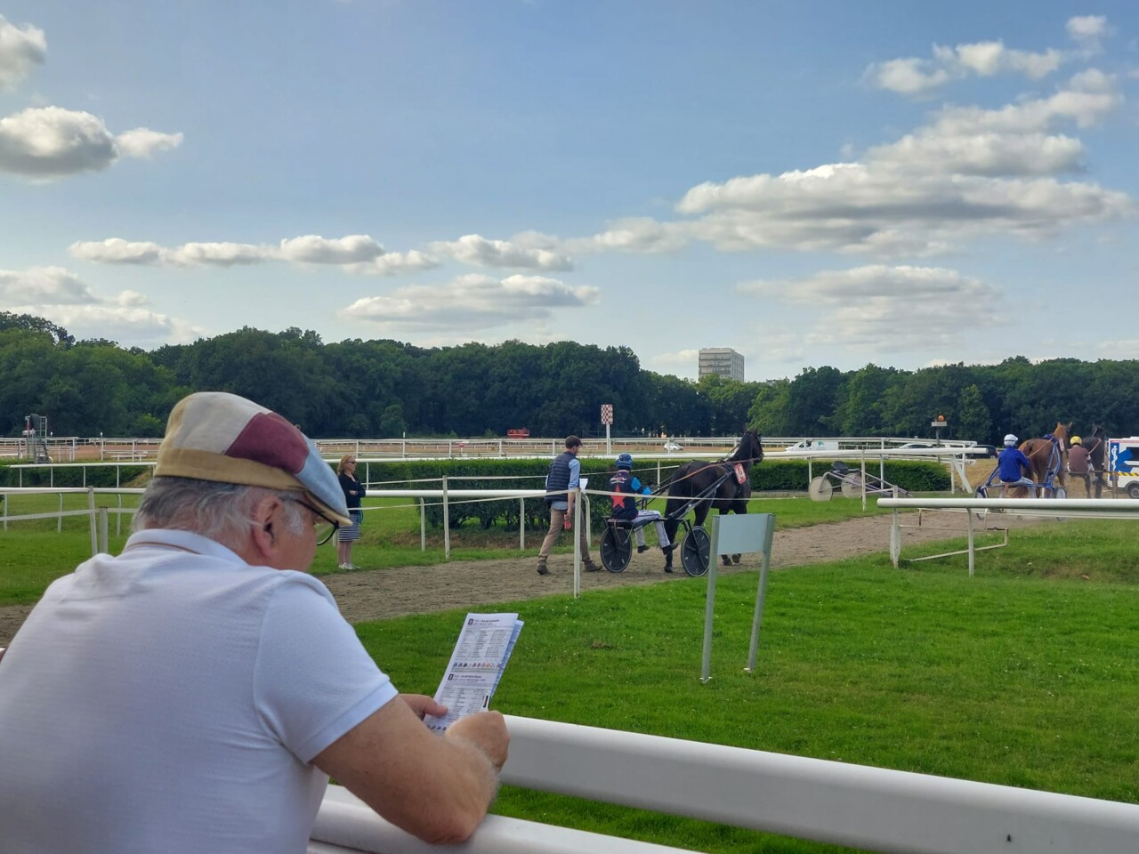 EN IMAGES. À l'hippodrome de Nantes , on se retrouve pour "la passion des chevaux"