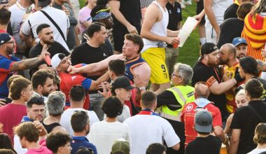Joueurs poursuivis, chemise ensanglantée : du nouveau sur les bagarres Grenoble